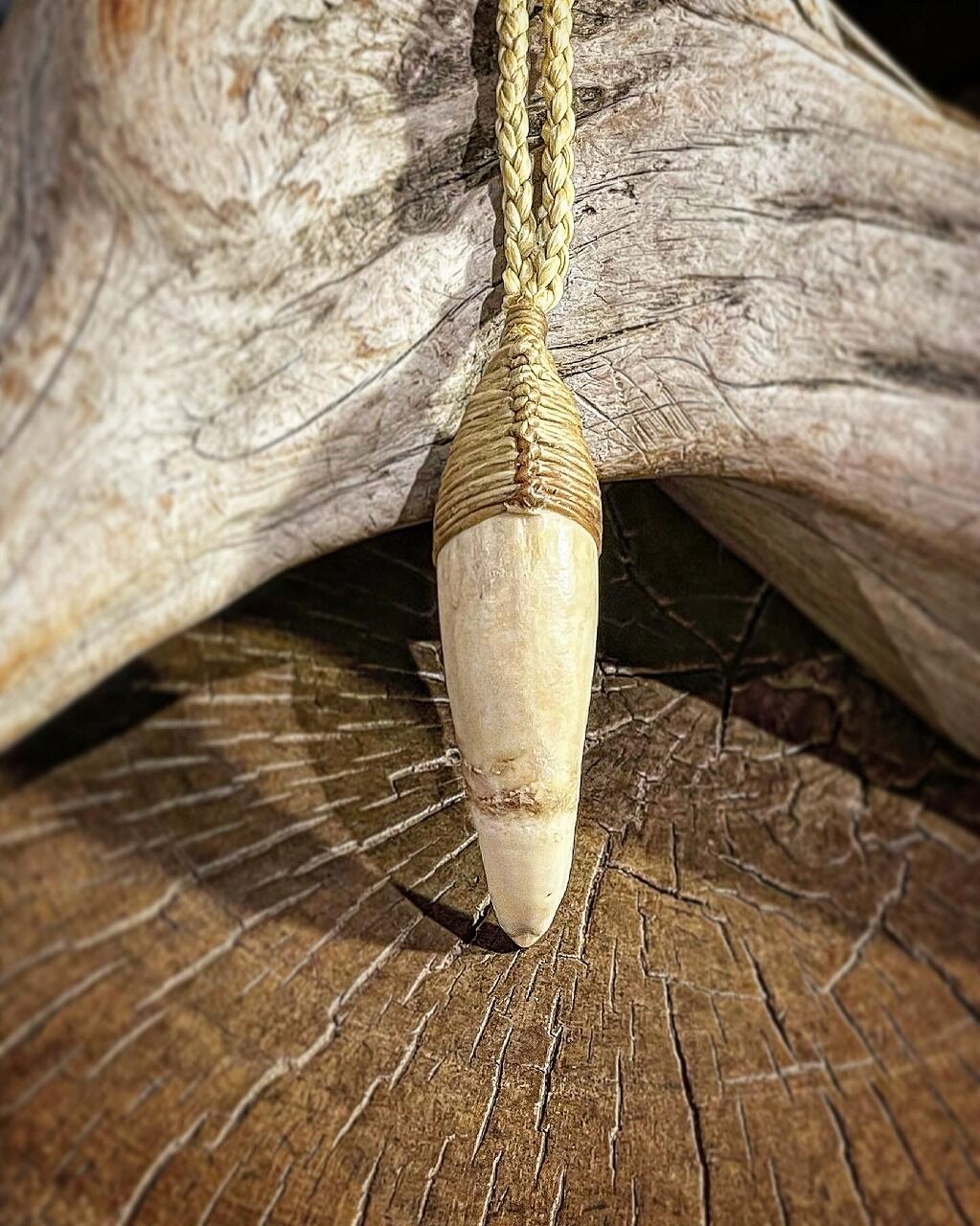 ボーンカービング鯨歯ネックレス WL-137 | Ocean's Bone Carvings