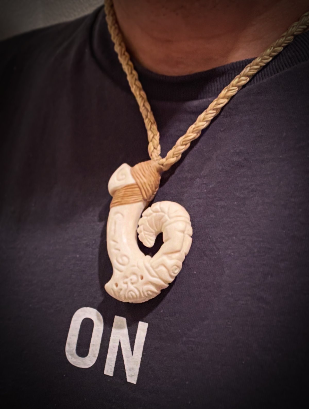 ボーンカービング鯨骨TIKI HOOK ネックレス WB-459 | Ocean's Bone