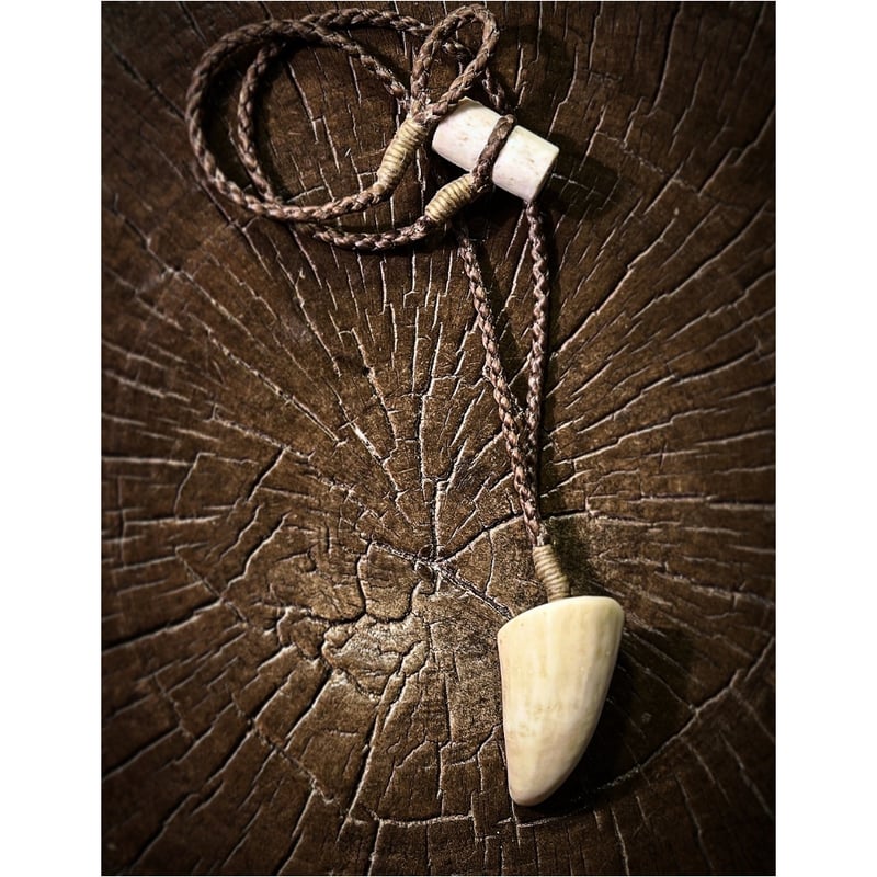 ボーンカービング鯨歯ネックレス WL-371 | Ocean's Bone Carvings