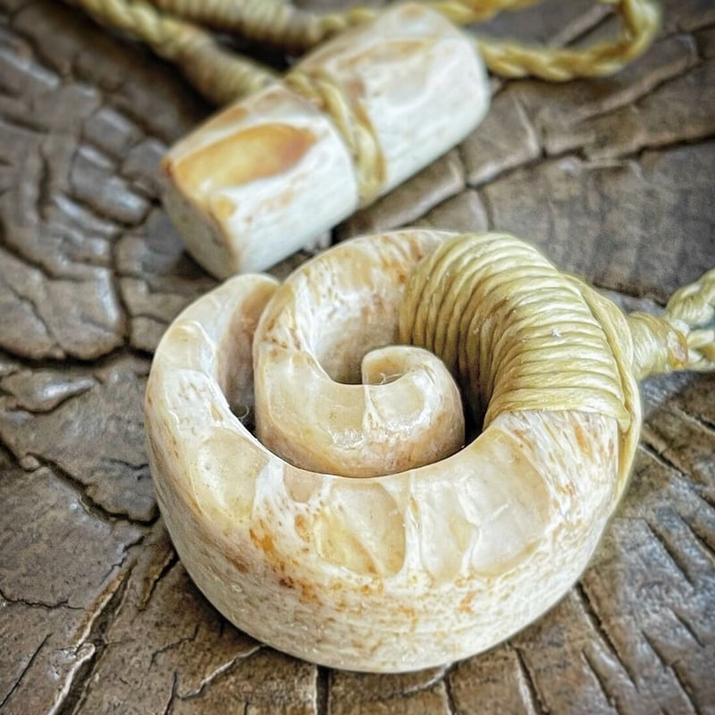 ボーンカービング鯨骨KORU WB-174 | Ocean's Bone Carvings