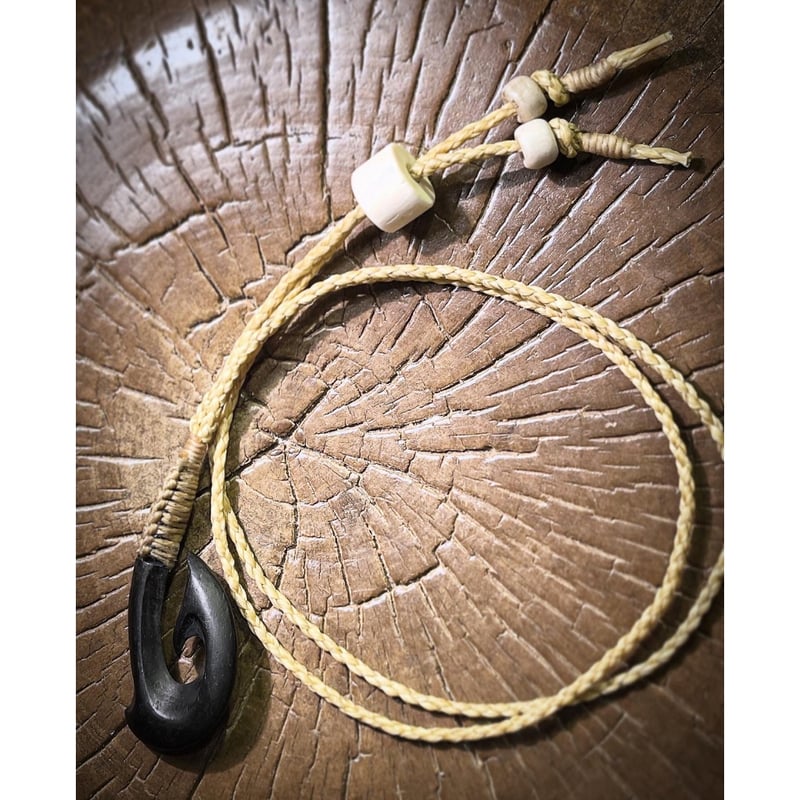 ボーンカービング ボーンカービング鯨骨HOOKネックレスWB-325 | Ocean's Bone Carvings