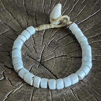 アンティークビーズ ブレスレット 革財布・革製品のビーズ屋｜アンティークブレス 金赤
