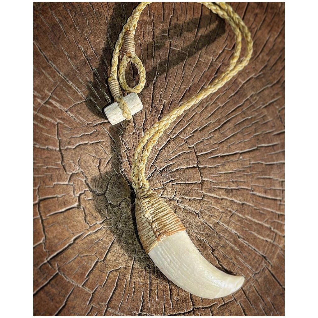 鯨の歯　鳥の彫刻 約15cm ボーンカービング鯨歯ネックレス WL-323 | Ocean's Bone Carvings