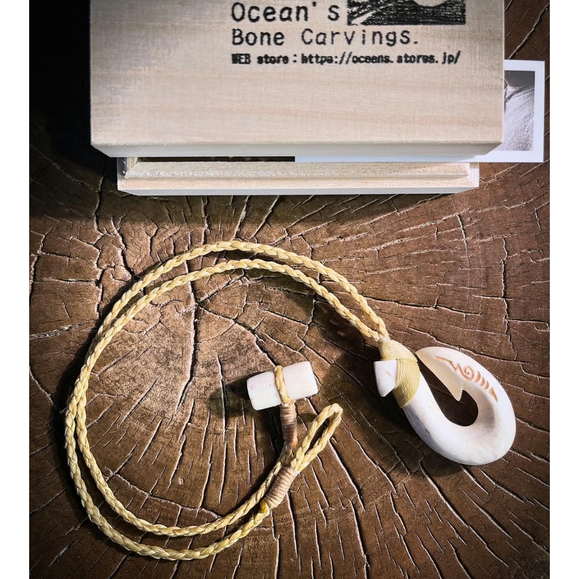 ボーンカービング鯨骨HOOKネックレスWB-308 | Ocean's Bone Carvings
