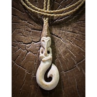 ボーンカービング鯨骨TIKI HOOK WB-384