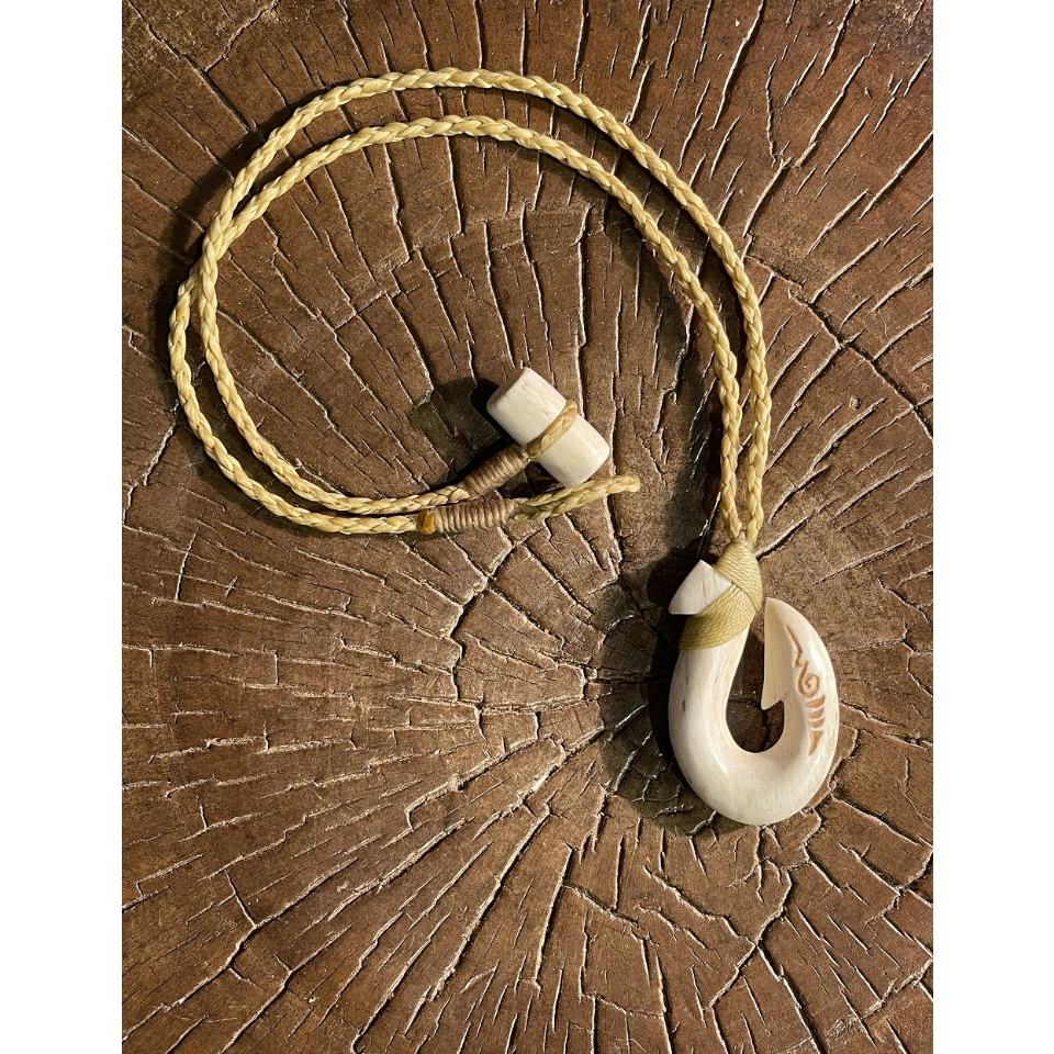 ボーンカービング鯨骨HOOKネックレスWB-308 | Ocean's Bone Carvings