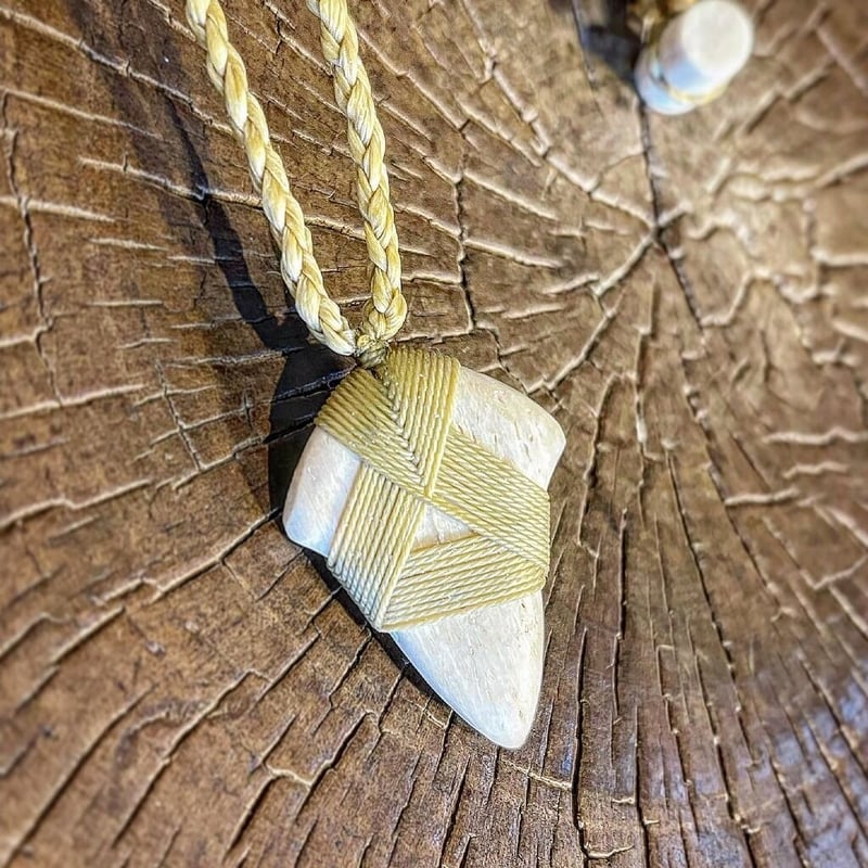 ボーンカービング鯨骨ネックレス WB-168 | Ocean's Bone Carvings ボーンカービング鯨骨ネックレス WB-168 | Ocean's Bone Carvings