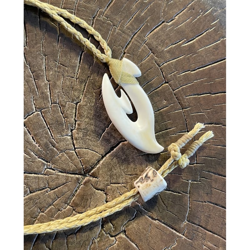 ボーンカービング牛骨HOOKネックレス CB-320 | Ocean's Bone Carvings