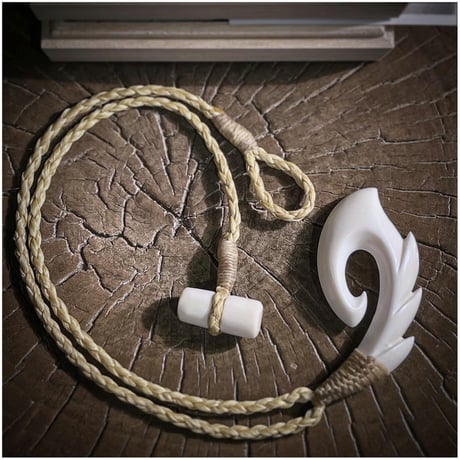 ボーンカービング　セイウチ牙(海象牙)　HOOK 　WA-305