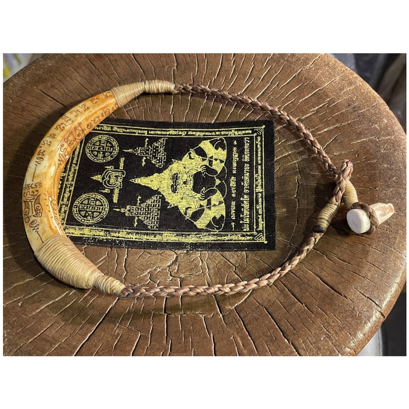 YANT HOG TUSK ネックレス HT-249 | Ocean's Bone Carvings