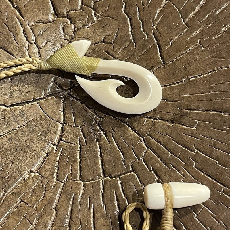 ボーンカービング ボーンカービング 鯨骨FEATHER WB-108 | Ocean's Bone Carvings