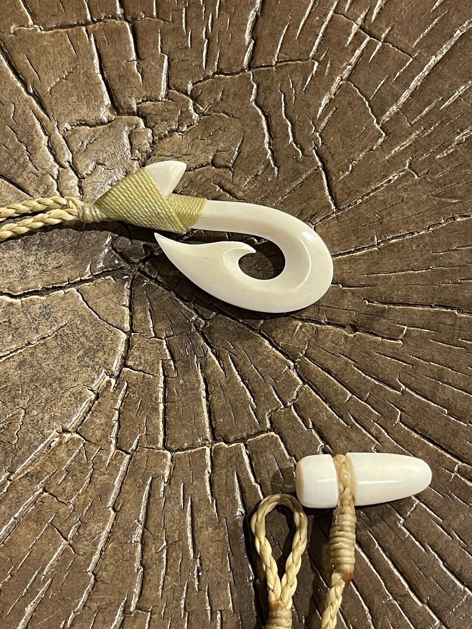 ボーンカービング牛骨HOOK CB-132 | Ocean's Bone Carvings