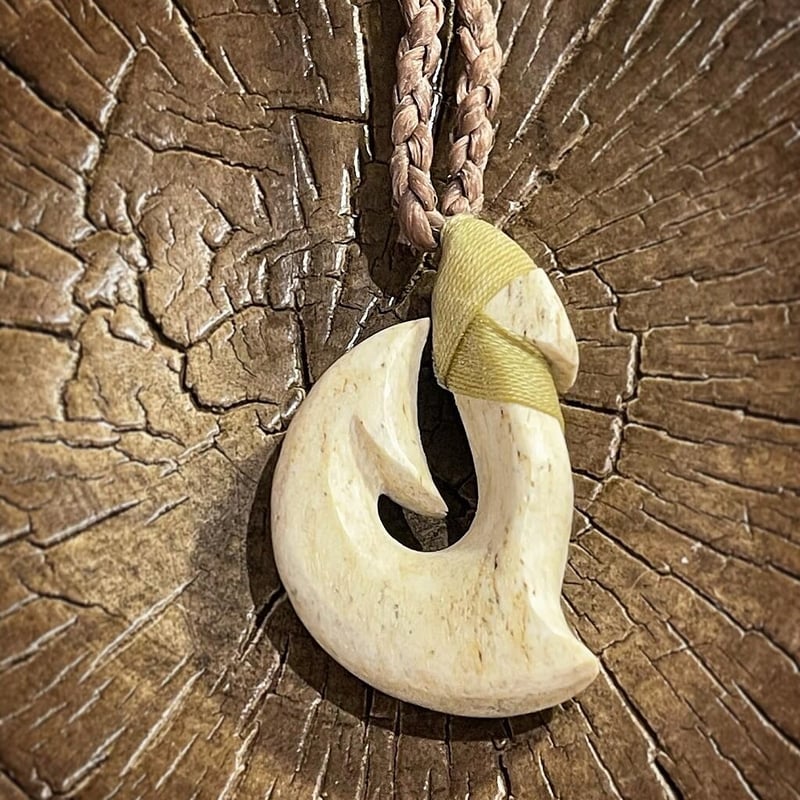 ボーンカービング鯨骨HOOK WB-156 | Ocean's Bone Carvings