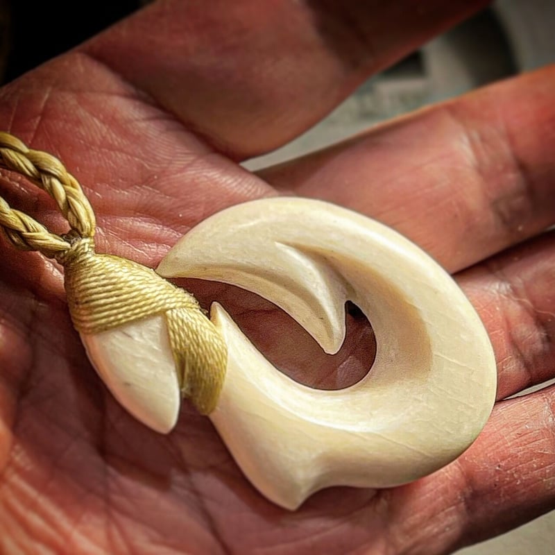 ボーンカービング鯨骨HOOK WB-143 | Ocean's Bone Carvings