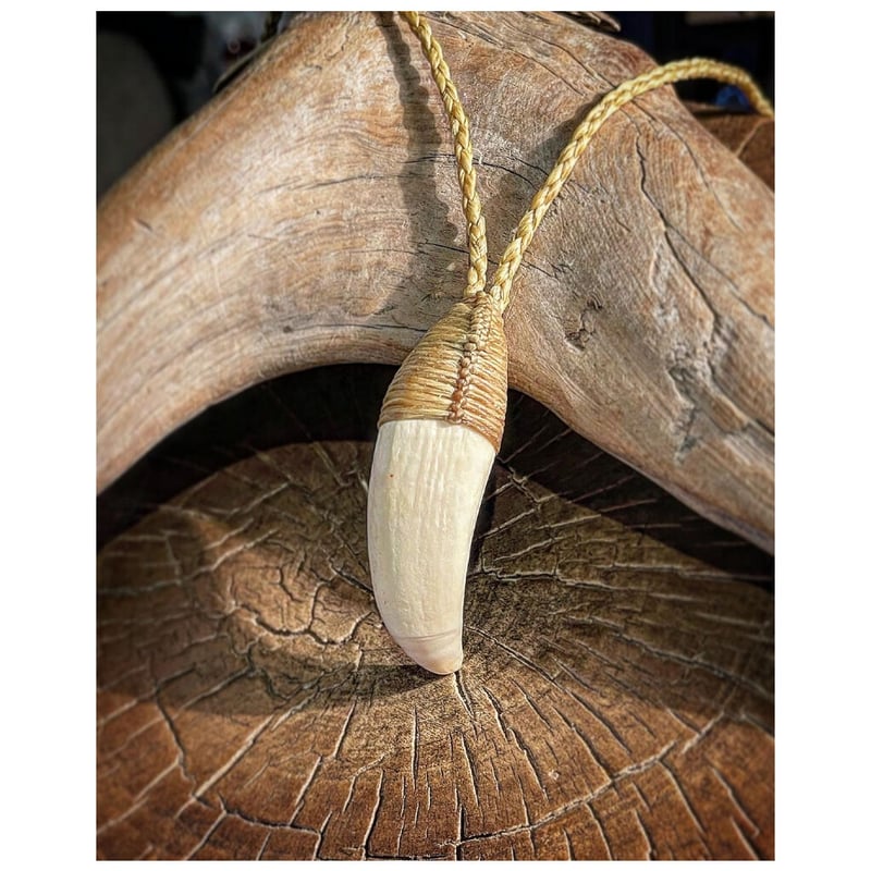 ボーンカービング鯨歯ネックレス WL-221 | Ocean's Bone Carvings