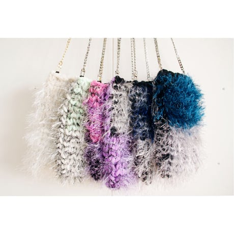 Colorful volume shoulder bag < WHT / PNK >