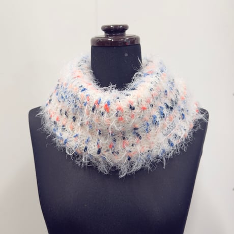 Mix pompons Snood (Big size) 1