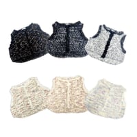 Mix pompon fur gilet