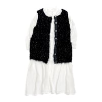 Pom Pons fur long gilet < black × white dots >