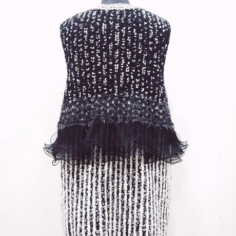 RUFFLE GILET