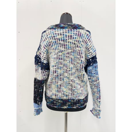 Colorful  mesh-stitch knit1 (+ feather yarn)