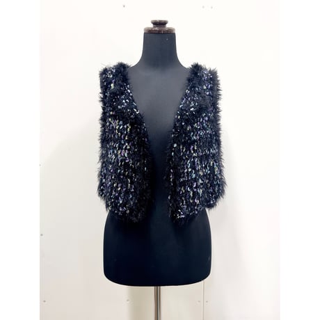 Mix pompon fur gilet