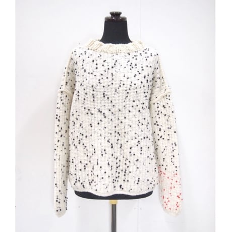Pom Poms mock knit < WHITE × BLACK dots >