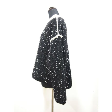 Pom Poms mock knit < BLACK × WHITE dots >