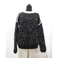 Pom Poms mock knit < BLACK × WHITE dots >