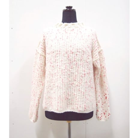 Pom Pons mock knit < WHITE × PINK dots >