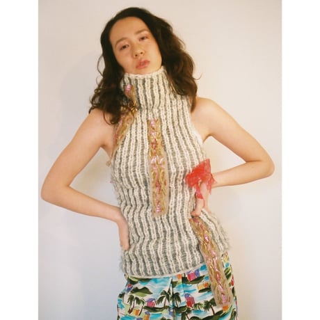 spangle sleeveless knit