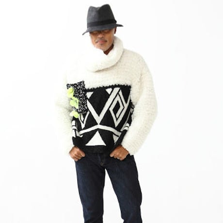 Geometric fur knit