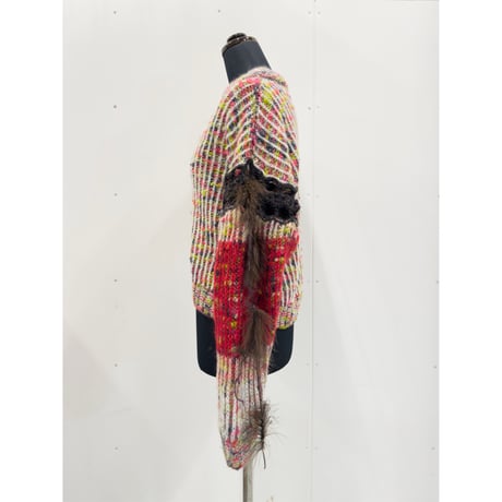 Colorful  mesh-stitch knit1 (+ feather yarn)
