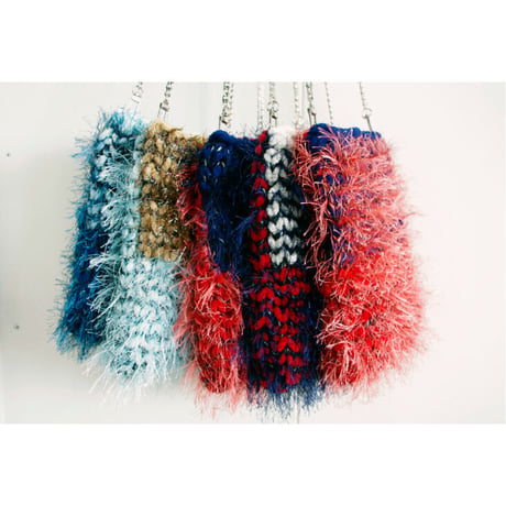 Colorful volume shoulder bag < WHT / PNK >