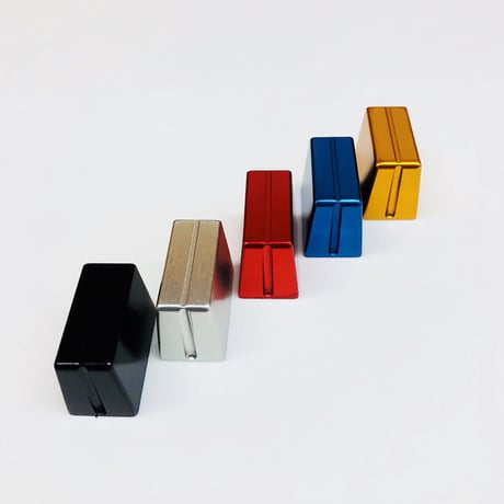 Alumi Caps (アルミキャップス)
