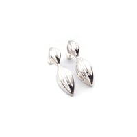 NUT-E01-SILVER/Nut Pierce/ナットピアス