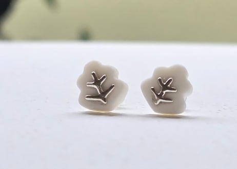 外川ひろみ・外川貴金属 Hiromi TogawaxTogawaKikinzoku | 落雁ピアス　枝(シルバー）