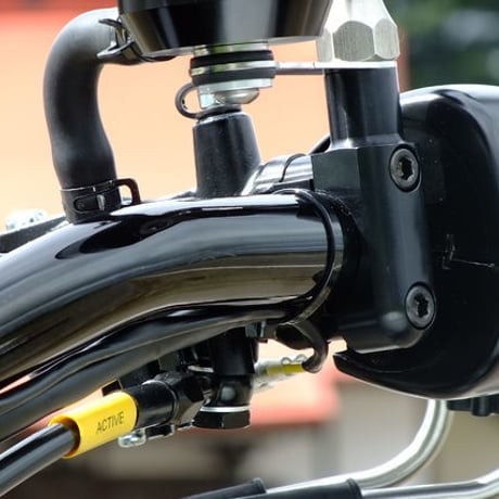 マスターシリンダーアダプター　MCA-05-BH-R　配線Kitなし（取り付けボルトのみ付属）