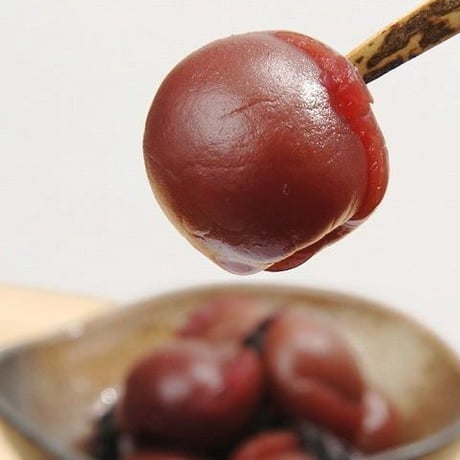甘露梅85g×2P 赤しそだけで着色のハチミツ漬 国産梅を塩と砂糖とハチミツ漬け