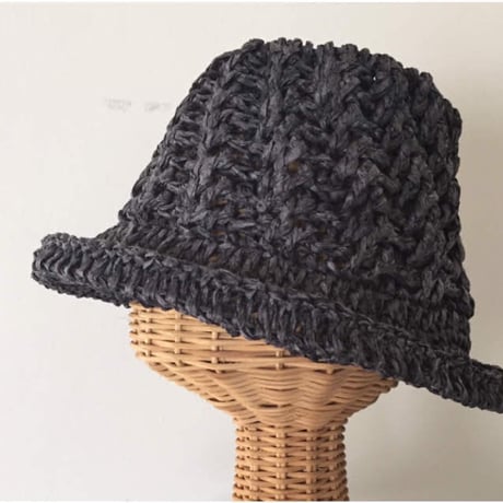 送料込み ペーパーヤーンで編むななめ模様の帽子-印刷済み編み図のみ