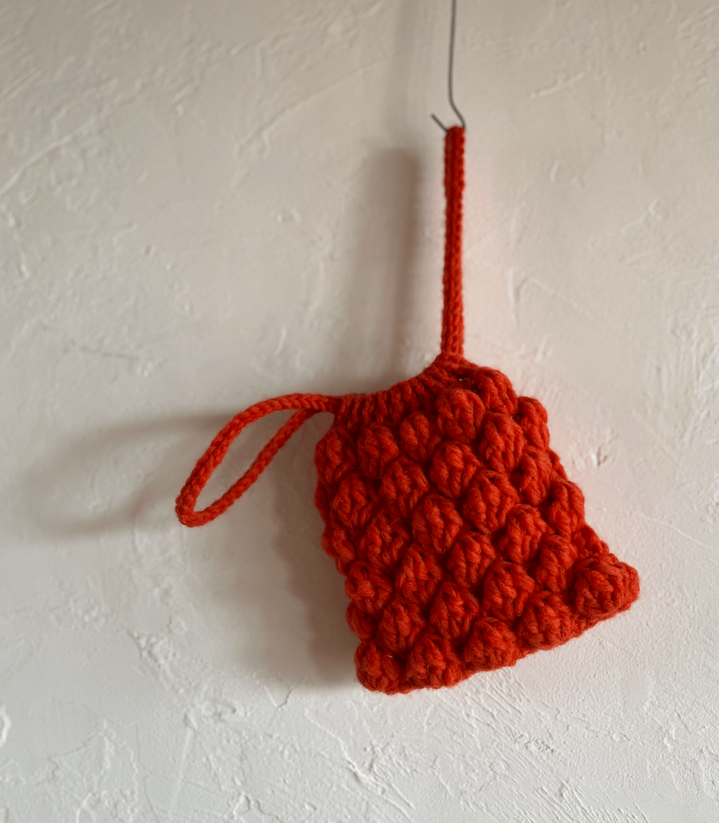 送料込みウールロービングで編むラージバブルきんちゃく -印刷済み編み