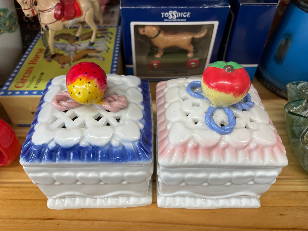 ★ 天使の陶器　ポプリ容器/キャンドル容器 　 　　　　美品 ★ ドイツ製 かわいい陶器の天使 3体セット インテリアオブジェ