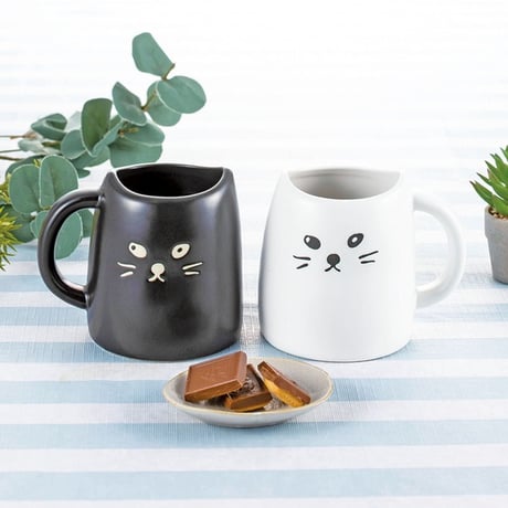 アニマルティー 黒ねこと白ねこの ペアマグ
