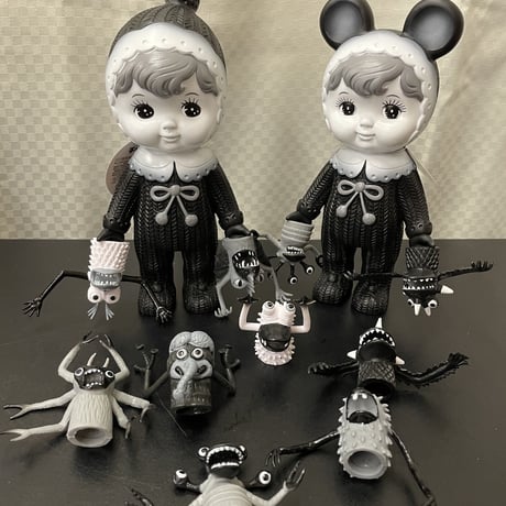 モンスター　フィンガーパペット　指人形　モノトーン