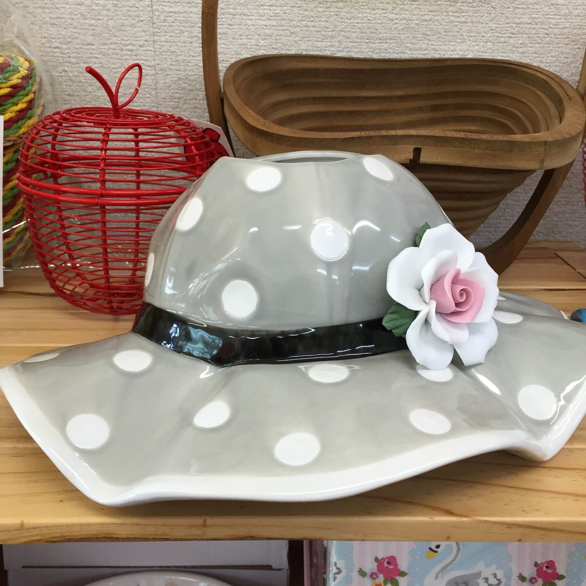 水玉帽子のフラワーベース 花器 | sweetfish