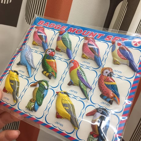 鳥　バッジ　ばら【デッドストック】メイドインジャパン