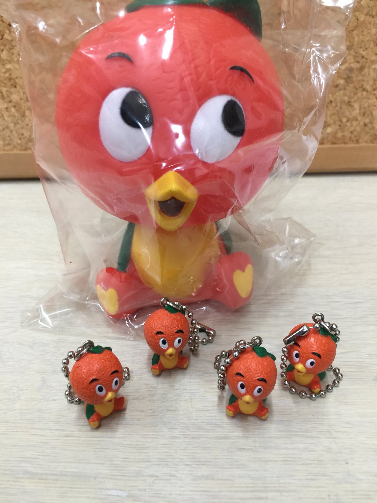 オレンジバード コインバンク 足の裏がハートです！めっちゃラブリー
