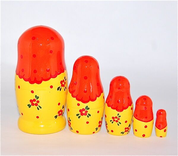 いちごマトリョーシカ（5人組） ロシア製 取り扱い方の注意事項をお