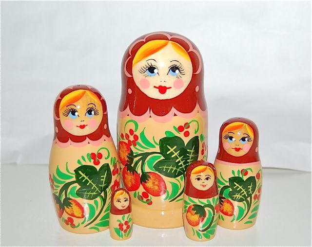 野イチゴのマトリョーシカ★ロシア製 fit=scale-down,w=1200