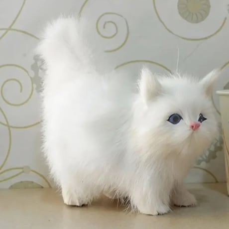 かわいい猫の置物